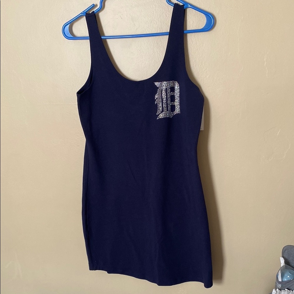 NWT Detroit tigers dress size small by pink
